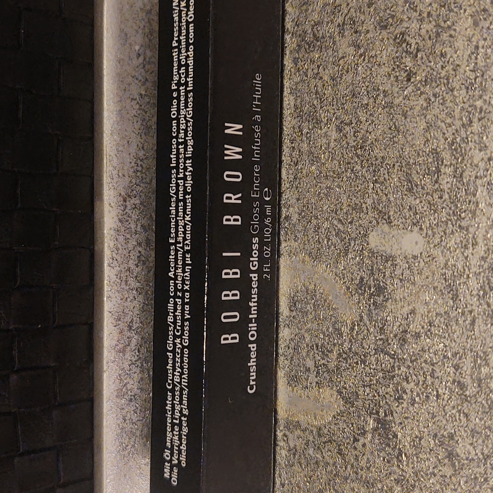 Bobbi Brown oil infused gloss- free spirit